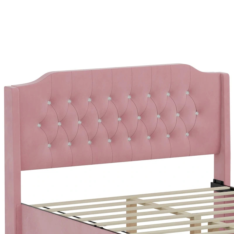 Lit plateforme queen en velours avec tête de lit capitonnée | Chambre glamour