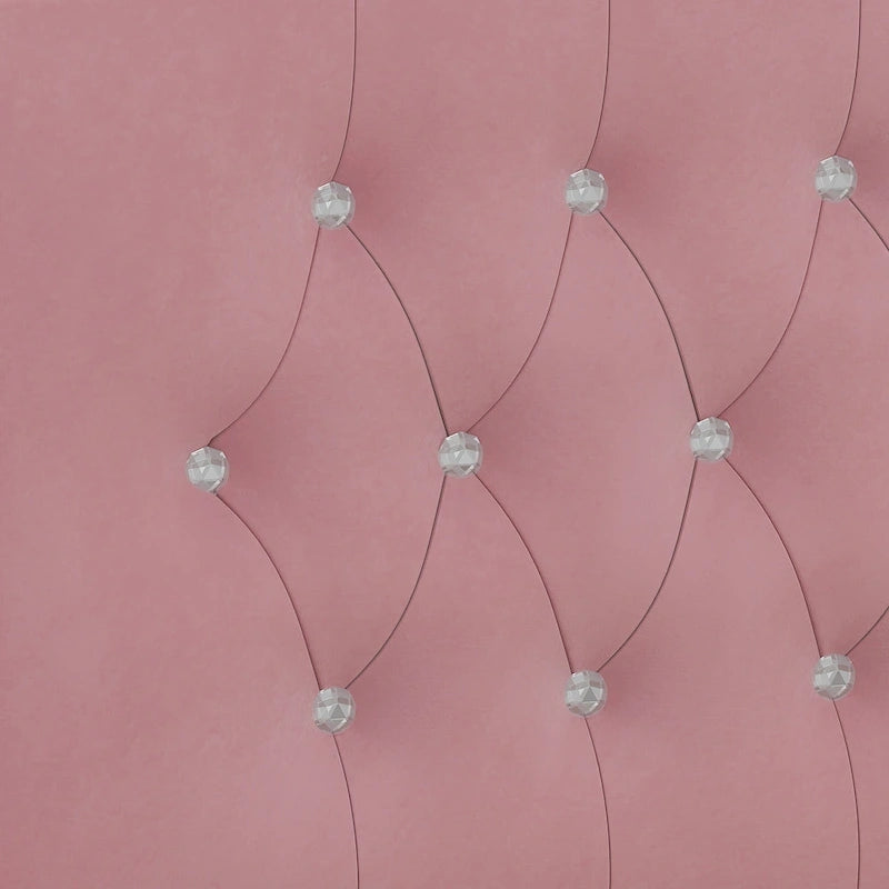 Lit plateforme queen en velours avec tête de lit capitonnée | Chambre glamour
