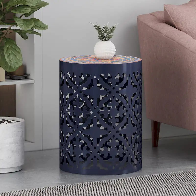 Guéridon d'appoint intérieur en dentelle ajourée avec plateau décoratif en carreaux | Table d'appoint bohème