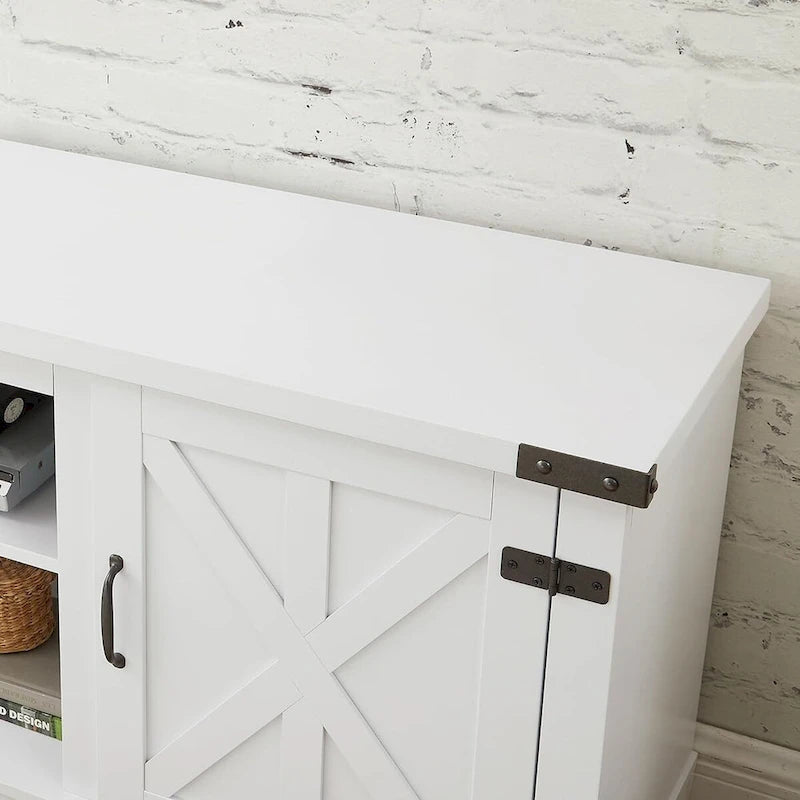 Meuble TV moderne de style ferme | Console de divertissement inspirée des granges
